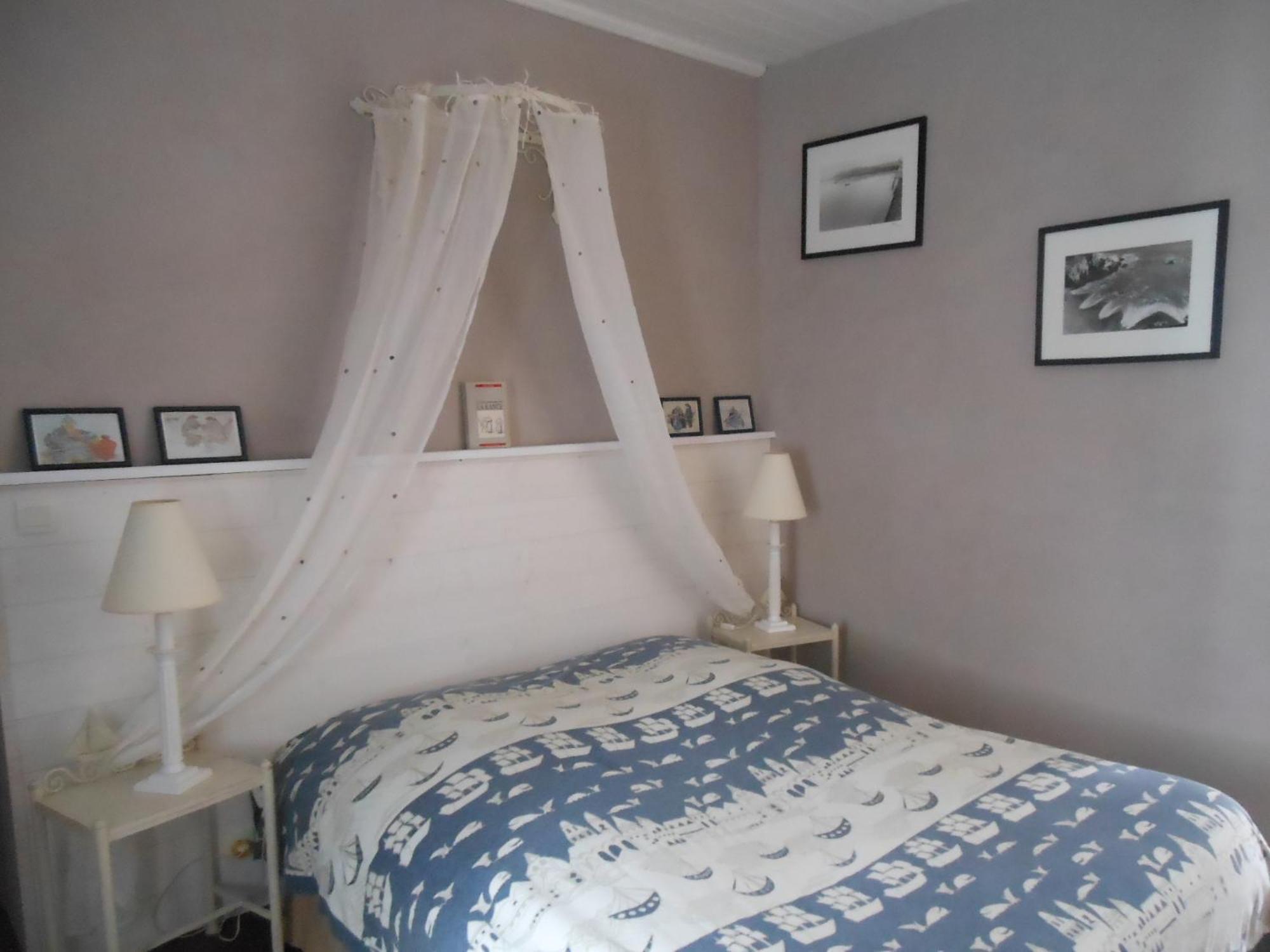Le Jardin A Mordreuc Bed and Breakfast Pleudihen-sur-Rance Kamer foto